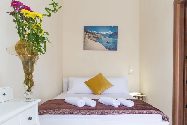 1 Bedroom, Deep Sea, Classic, Queen Bed، Villa Dieden 2/6