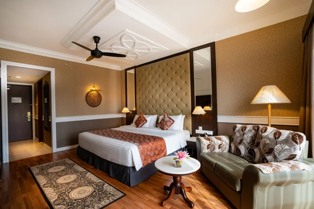 Garden, Deluxe, King Bed، Century Pines Resort 1/3