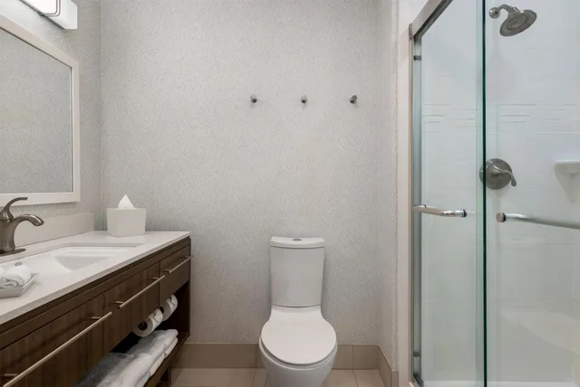 1 Bedroom, Suite, King Bed, Sofa, Home2 Suites By Hilton Florence Cincinnati Airport South 5/7