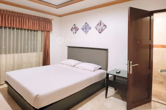 غرفة تنفيذية بسرير كوين، Jambrut Inn Hotel 10/10