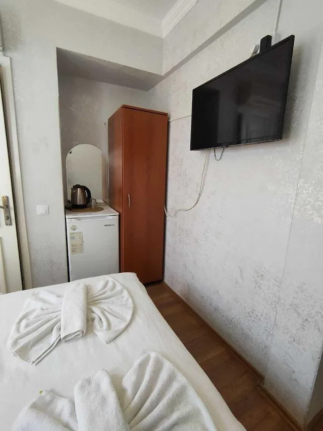 3 Bedrooms, Apartment, 2 King Beds, 3 Beds, Antique 9/10