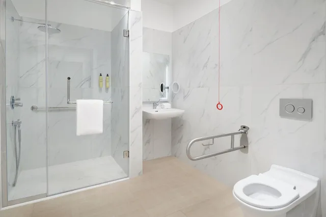 شقة بإطلالة على المدينة بـ3 غرف نوم، Element West Bay Doha 5/5
