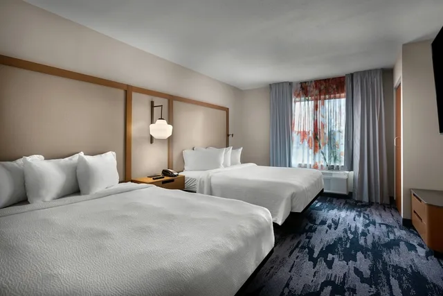 غرفة بسريرين كوين، Fairfield Inn Suites Elizabeth City 2/4