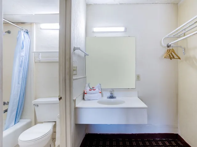غرفة بسرير كينج، OYO Hotel Pensacola I-10 & Hwy 29 7/9
