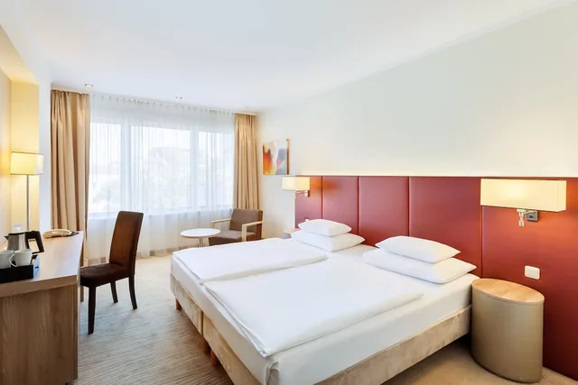 Superior, Twin Beds, Hotel Schillerpark Linz A Member of Radisson Individuals 4/8