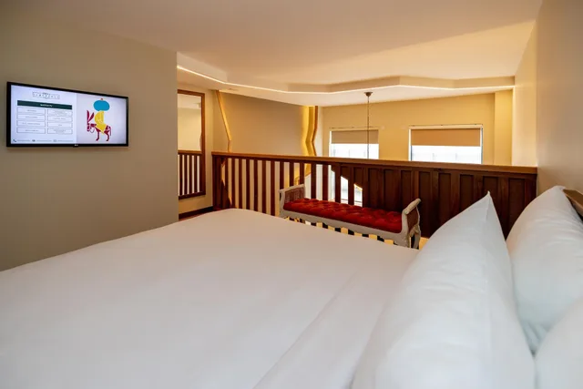 دوبلكس، Limehouse Library Hotel 4/7