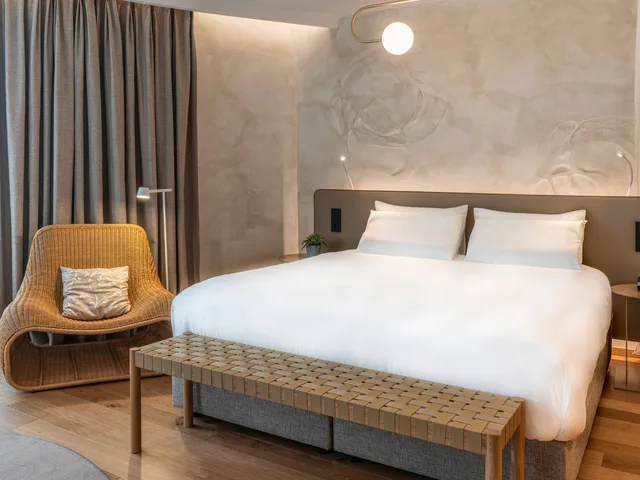 Deluxe, Suite, Maison Sofia - MGallery Collection 6/10