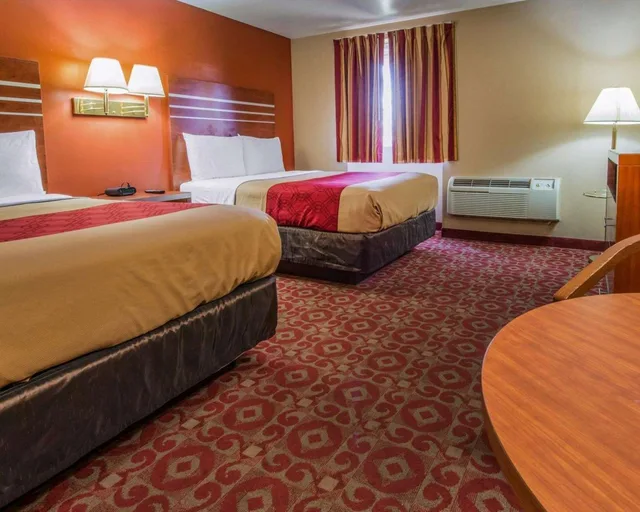 غرفة بسريرين مزدوجين، Econo Lodge Hermitage South 3/5