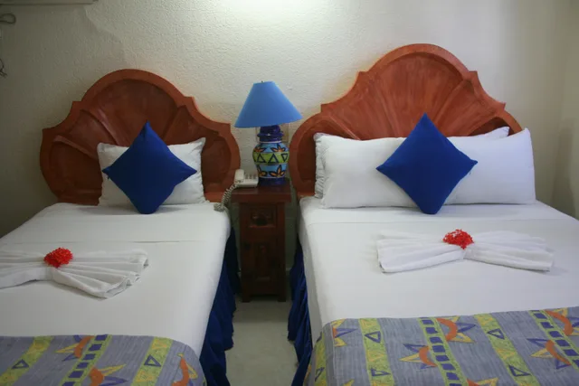 غرفة قياسية ثلاثية، Suites Cancun Center 2/3