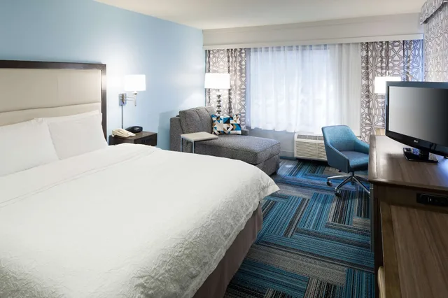 جناح بسرير كينج لذوي الإعاقة، Hampton Inn San Diego Downtown 2/4