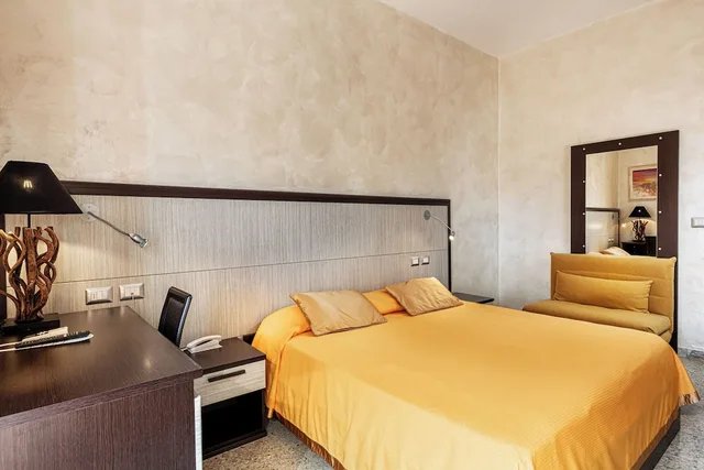 غرفة سوبيريور بسرير مزدوج بإطلالة على المدينة، Hotel Minerva 5/10