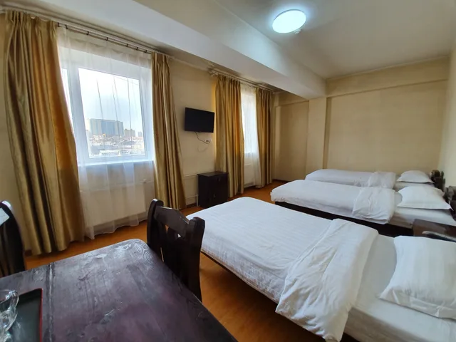 غرفة ثلاثية بثلاثة أسرّة، Land Hotel 1/7