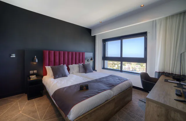 غرفة سوبيريور بسرير كينج، BE HOTEL 3/10