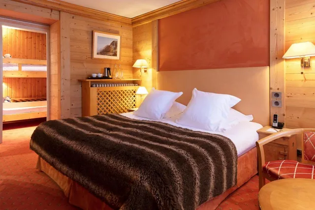 غرفة عائلية بسرير بطابقين، Hotel Carlina Courchevel 4/10