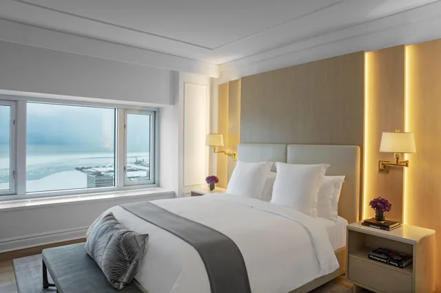 جناح بريميير بإطلالة على البحيرة، Four Seasons Hotel Chicago 3/7