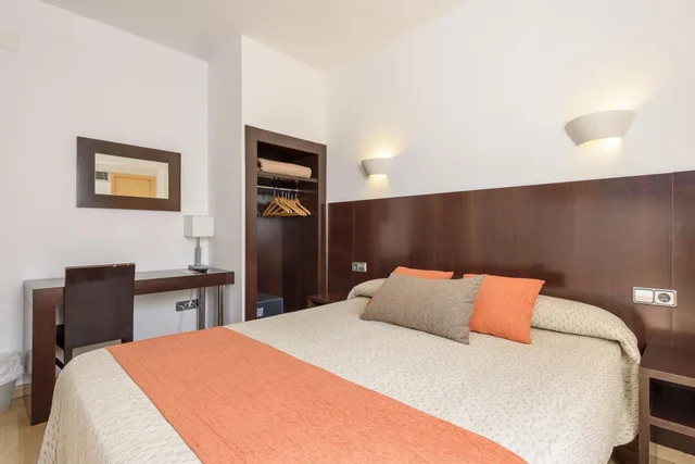 غرفة أساسية رباعية، Hotel Florencio ibiza - Adults Only 2/6