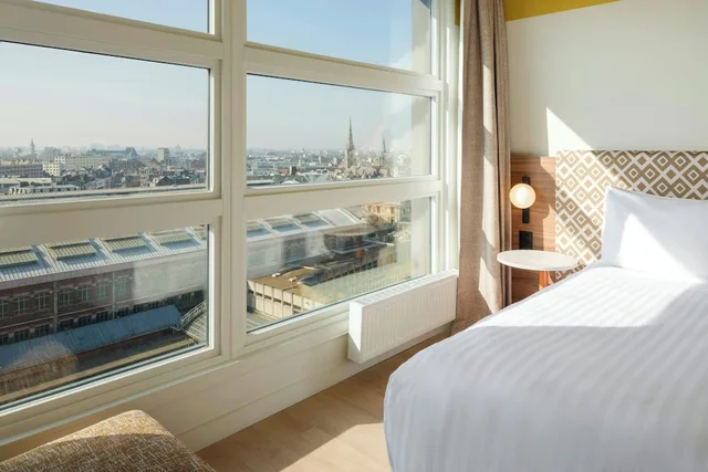 Studio, King Bed, with View, Residence Inn by Marriott Lille 2/4
