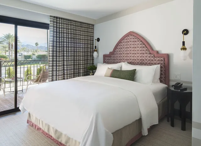 غرفة كلاسيكية بسرير كينج لذوي الإعاقة، Sands Hotel and Spa 1/1
