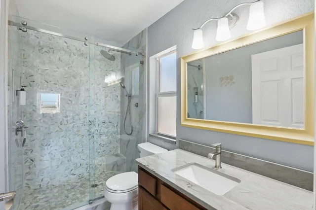 Presidential, Cottage, Coco Sands Beachside Cottages 8/10