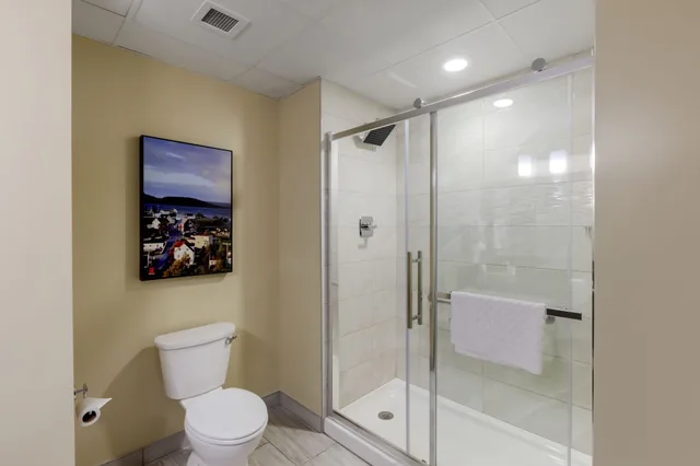 غرفة قياسية بسريرين كوين بمطبخ صغير، Best Western Plus St. John s Airport Hotel and Suites 5/6