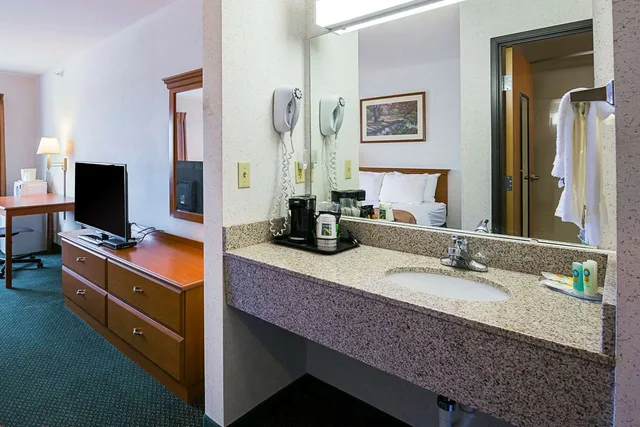 غرفة بسريرين كوين، Quality Inn & Suites Belmont - Platteville 2/2