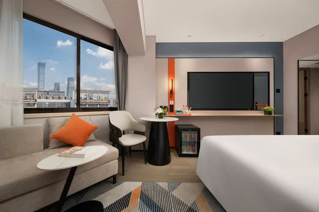 Standard, King Bed, City View, Holiday Inn Express Beijing Downtown 3/6