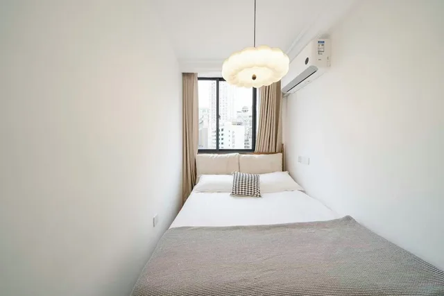 Go, Basic, Apartment, 2 Double Beds, Electronic Cigarette Only، Book and Bed-People's Square 8/10