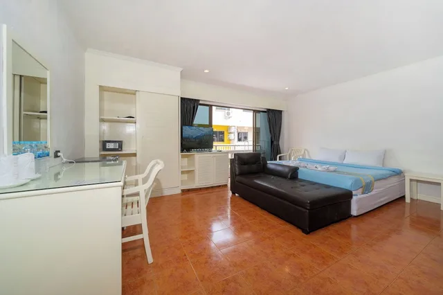 شقة بسريرين منفصلين وسريرين كينج بـ4 غرف نوم بمطبخ، Patong Central Residence & Apartment 8/10