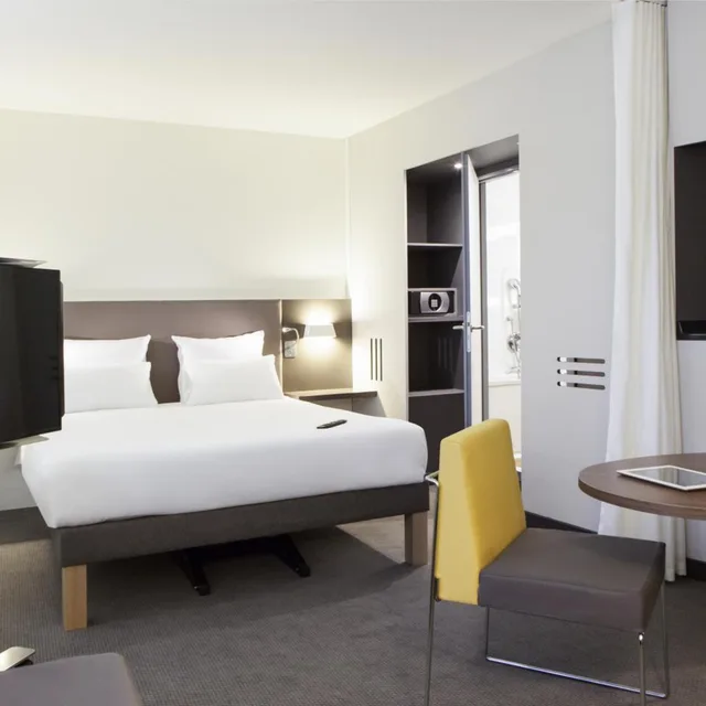 جناح سوبيريور بسرير مزدوج وسرير فردي مع أريكة، Novotel Suites Paris Stade De France 7/10