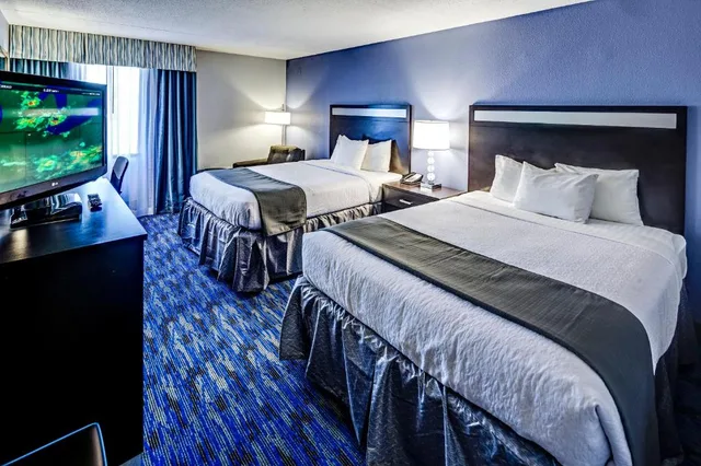 غرفة بسريرين كوين لذوي الإعاقة، Holiday Inn Cleveland Northeast Mentor 3/3
