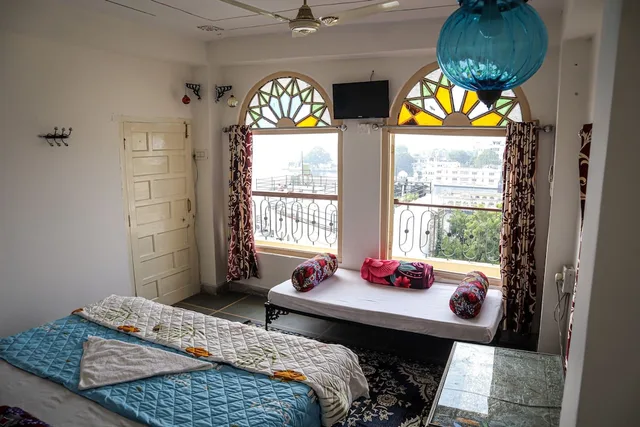 Hotel Lake Ghat Palace, Udaipur 25/53