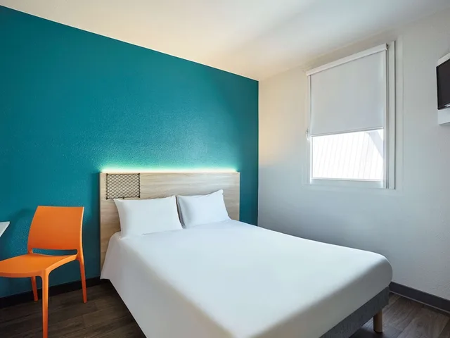 Double Bed, Private Bathroom, hotelF1 Montpellier Est 1/6