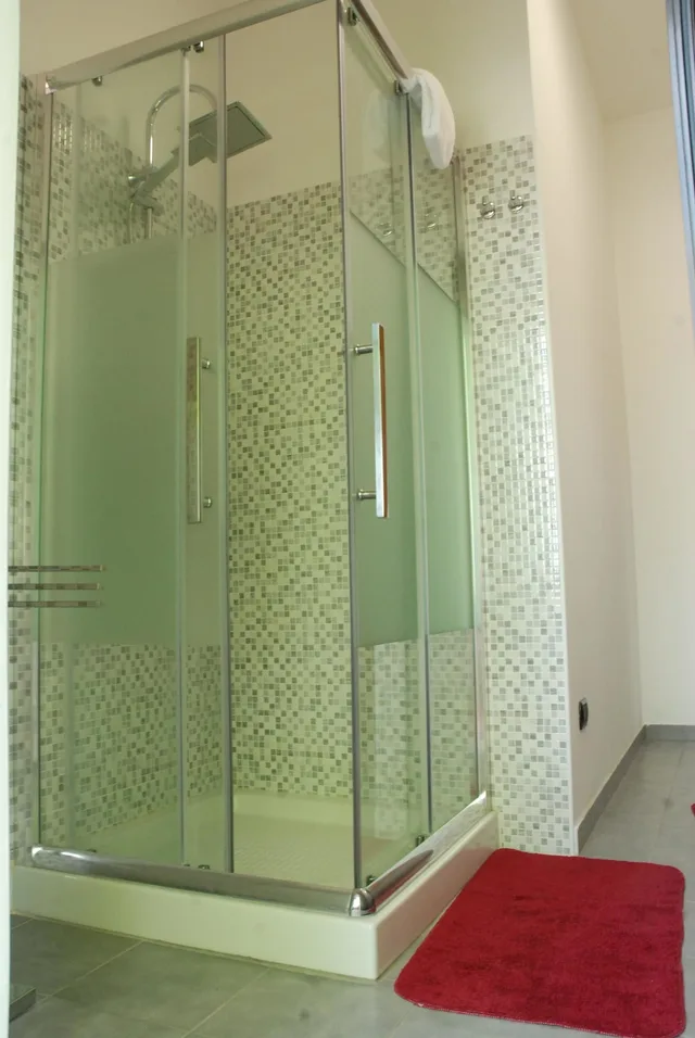 غرفة قياسية بسريرين منفصلين بشرفة، Villa Boninsegna 7/7