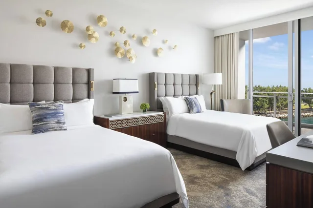 Room, Quadruple, with View, Ritz Carlton Bal Harbour 1/2