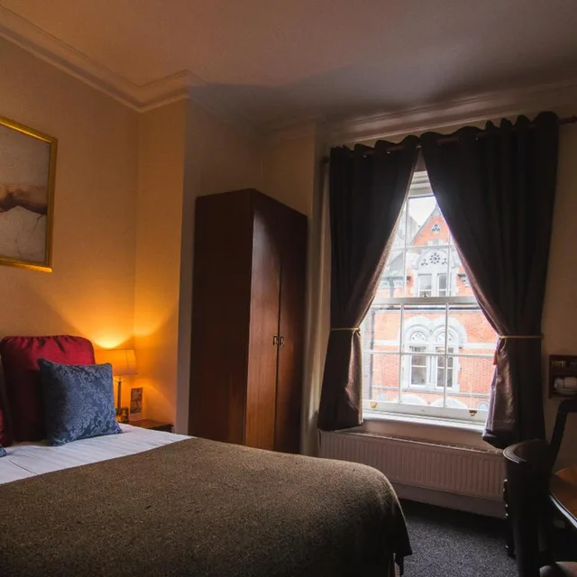 Room, Double Bed, Dublin Citi Hotel 2/9