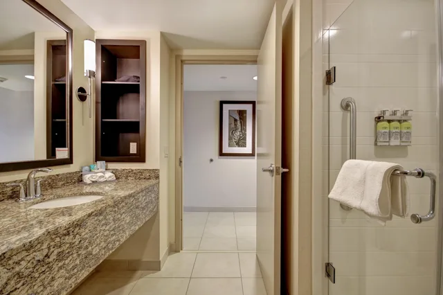 غرفة بسريرين كوين، Holiday Inn Express Hotel Suites Waterloo St Jacobs 2/2