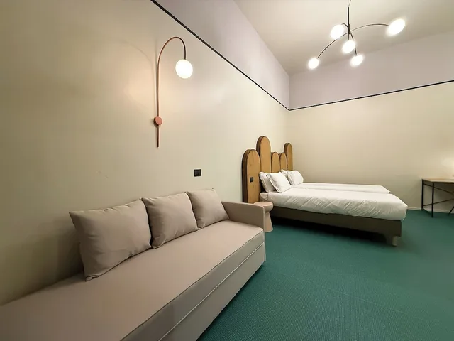 Luxury, Twin Beds, Queen Bed, Sofa, QUO Milano 1/10