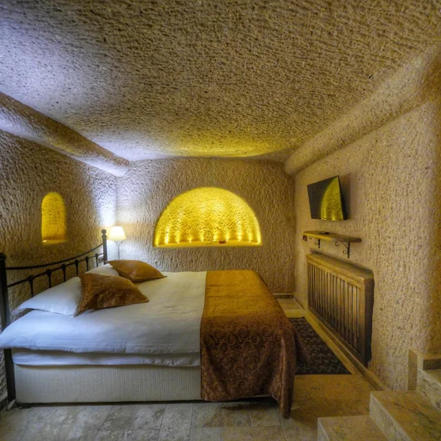 Cave, King Bed, Taka Ev Cave Hotel & Guest House 1/3