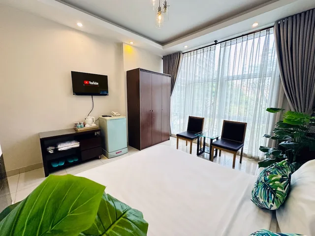 غرفة ديلوكس بسرير كوين بإطلالة على المدينة، Calmette Hotel 7/8