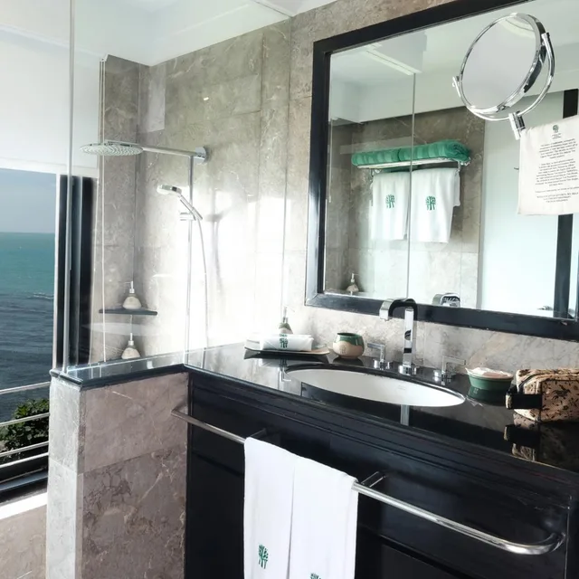 Rainforest Oceanfront Villa، Banyan Tree Bintan 3/5