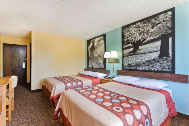 غرفة بسريرين مزدوجين للمدخنين، Super 8 By Wyndham Lexington Park/California Area 1/1