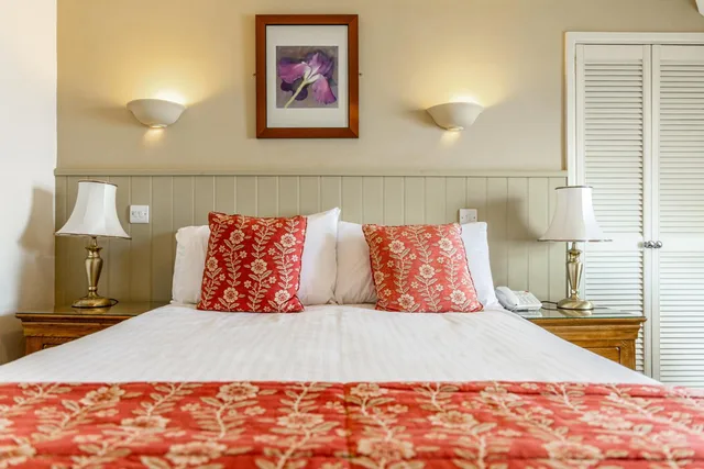 غرفة قياسية بسرير مزدوج بإطلالة على الحديقة، Best Western Walton Park Hotel 3/4