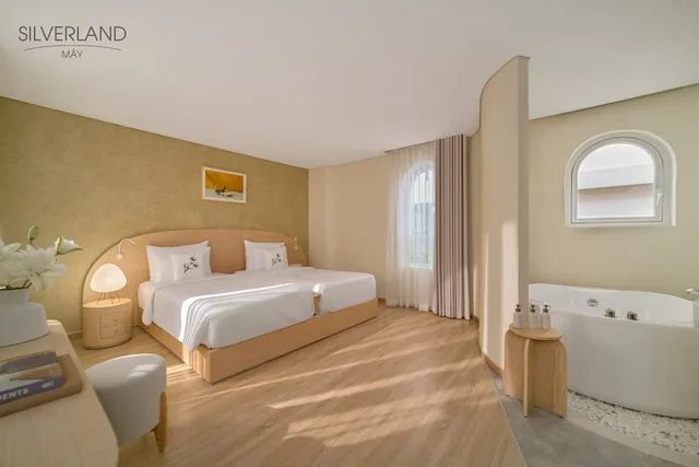 Green, Junior, Double Bed، Silverland May Hotel 8/10
