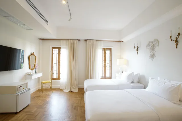 Private, Villa، At Niman Conceptual Home 1/2