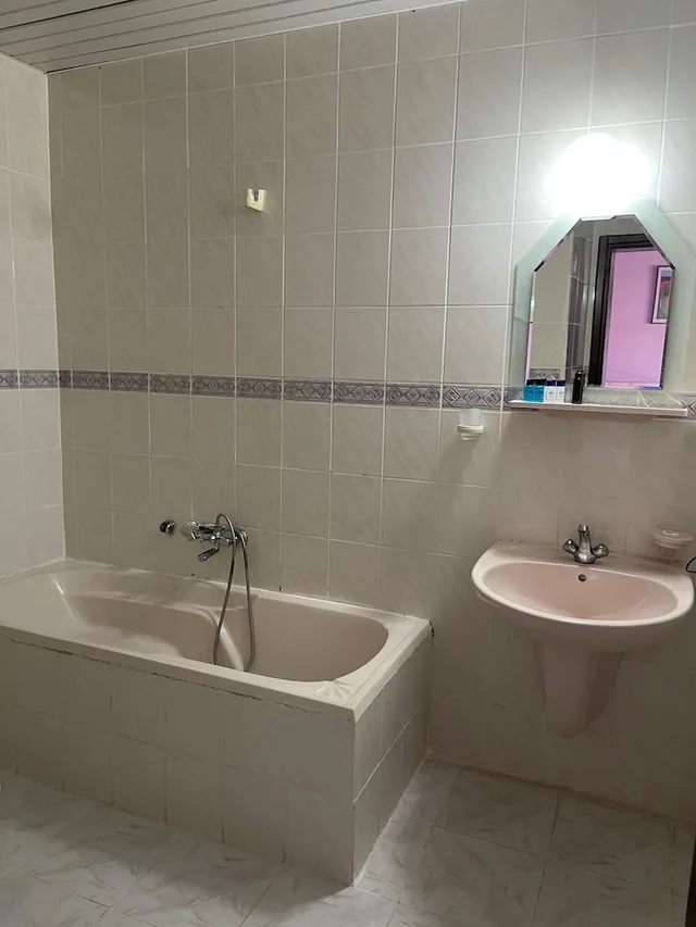 Superior, Multiple Beds، Karyatit 8/8