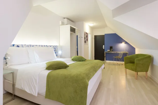 غرفة بريميوم بسرير كينج، Hotel Munchen City Center Affiliated by Melia 8/10