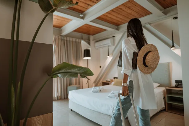 غرفة أساسية بسرير مزدوج بغرفة نوم واحدة بإطلالة جزئية على البحر، Infinity City Boutique Hotel 9/10