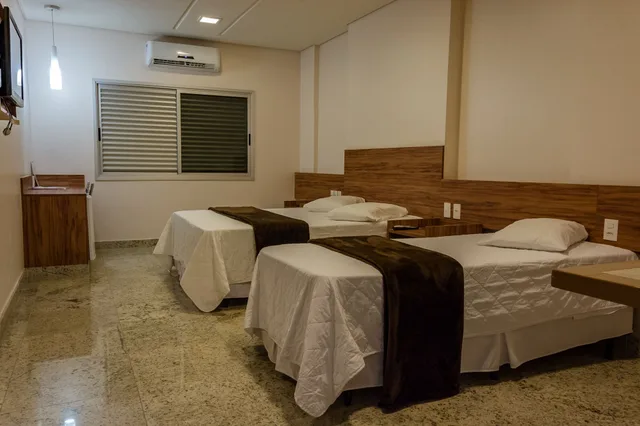 غرفة فاخرة بسرير كوين وسرير فردي، Lindoya Hotel 3/7
