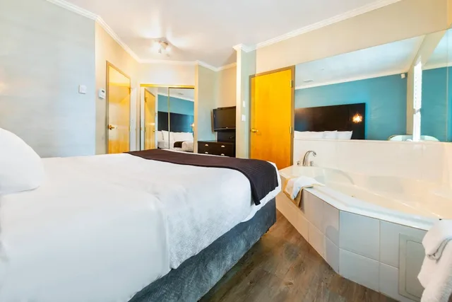 Efficiency, Suite, King Bed، Grand Park Hotel & Suites Downtown Vancouver, Ascend Hotel Collection 1/2