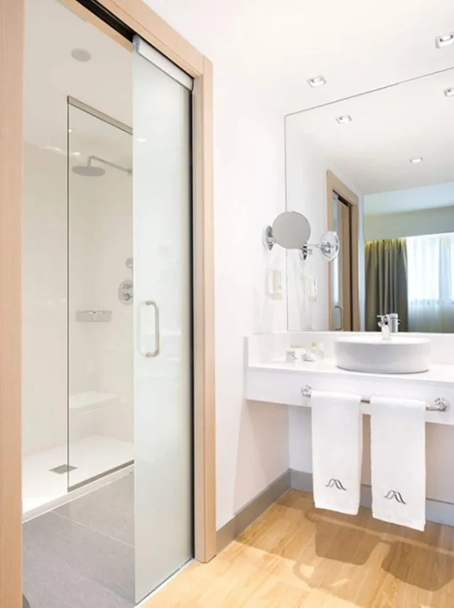 غرفة بسرير كوين، Hotel Sercotel Ciudad de Miranda 3/3
